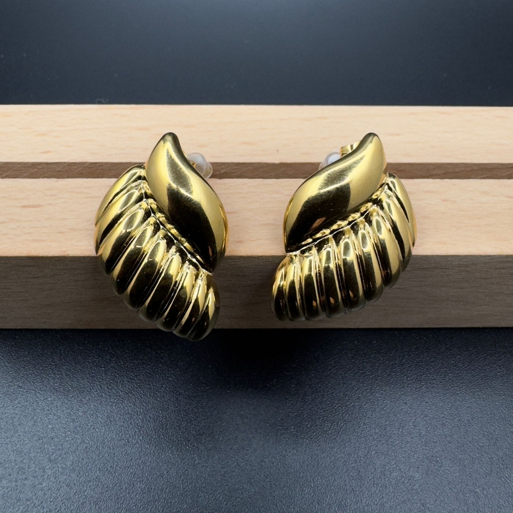 Gold Clip-On Conch Shell Stud Earrings! 